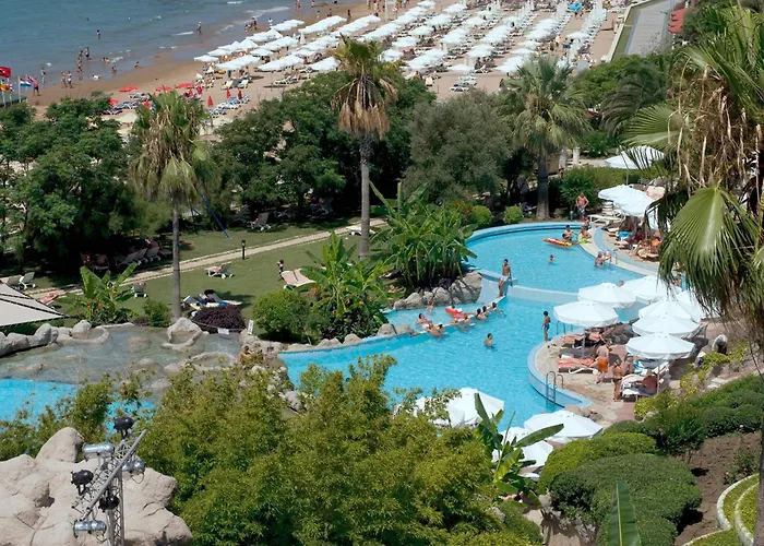 Sunrise Queen Luxury Hotel
